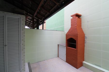 Casa de condomínio para alugar com 105m², 3 quartos e 1 vagaChurrasqueira