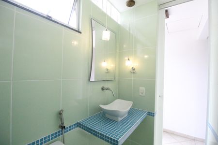 Casa de condomínio para alugar com 105m², 3 quartos e 1 vagaBanheiro da suíte 2