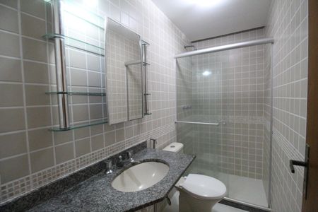 Casa de condomínio para alugar com 105m², 3 quartos e 1 vagaBanheiro da suíte 1