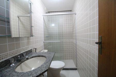 Casa de condomínio para alugar com 105m², 3 quartos e 1 vagaBanheiro da suíte 1