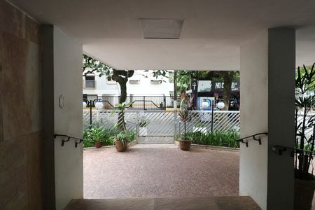 Apartamento para alugar com 100m², 2 quartos e 1 vagaFachada