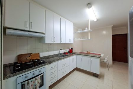 Apartamento para alugar com 140m², 3 quartos e 2 vagasCozinha