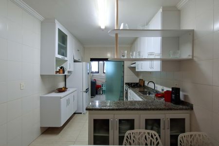 Apartamento para alugar com 140m², 3 quartos e 2 vagasCozinha