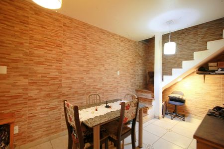 Casa à venda com 232m², 2 quartos e 4 vagasCopa