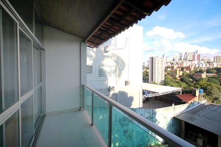 Casa à venda com 232m², 2 quartos e 4 vagasVaranda da Sala