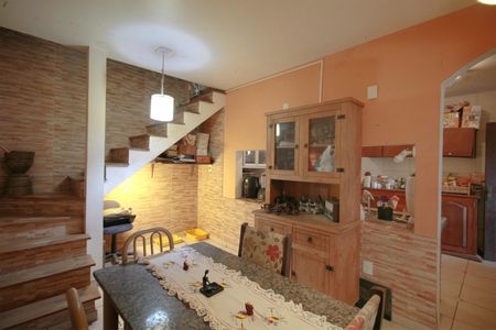 Casa à venda com 232m², 2 quartos e 4 vagasCopa