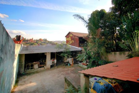 Casa à venda com 232m², 2 quartos e 4 vagasQuintal