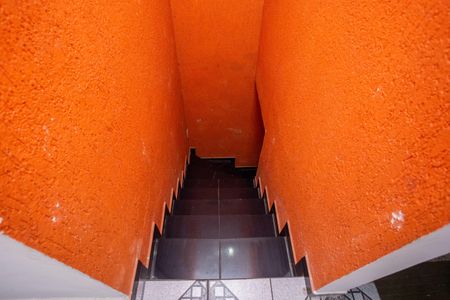 Casa à venda com 157m², 3 quartos e 2 vagasEscada