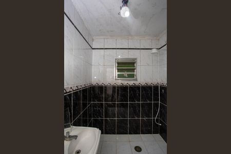 Casa à venda com 157m², 3 quartos e 2 vagasBanheiro Social