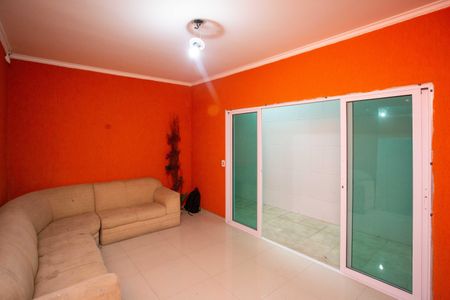 Casa à venda com 157m², 3 quartos e 2 vagasSala