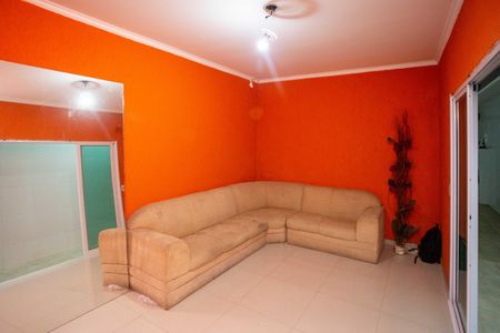 Casa à venda com 157m², 3 quartos e 2 vagasSala