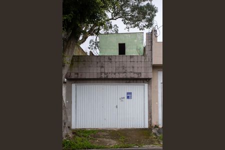 Casa à venda com 157m², 3 quartos e 2 vagasFachada e placa