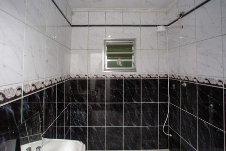 Casa à venda com 157m², 3 quartos e 2 vagasBanheiro Social