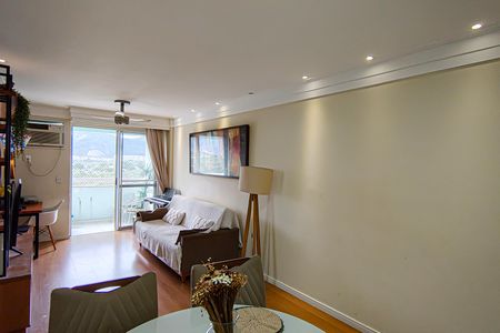 Apartamento à venda com 78m², 2 quartos e 1 vagaSala