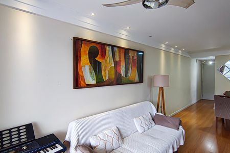 Apartamento à venda com 78m², 2 quartos e 1 vagaSala