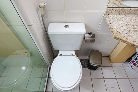 Apartamento à venda com 78m², 2 quartos e 1 vagaBanheiro Social