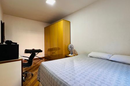 Casa à venda com 190m², 3 quartos e 5 vagasQuarto 1