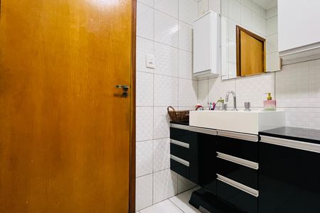 Casa à venda com 190m², 3 quartos e 5 vagasBanheiro 2