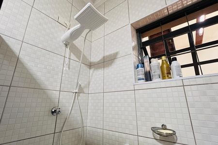 Casa à venda com 190m², 3 quartos e 5 vagasBanheiro 2