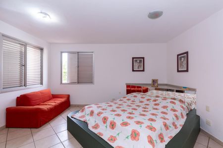 Casa à venda com 450m², 5 quartos e 4 vagasQuarto 3