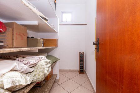 Casa à venda com 450m², 5 quartos e 4 vagasCloset do quarto 3