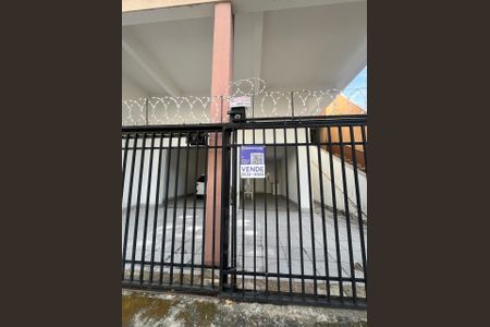 Casa à venda com 450m², 5 quartos e 4 vagasPlaca