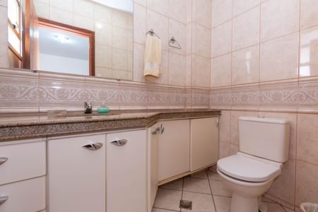 Casa à venda com 450m², 5 quartos e 4 vagasBanheiro 6