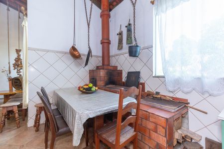 Casa à venda com 450m², 5 quartos e 4 vagasEspaço Gourmet