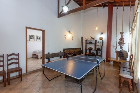 Casa à venda com 450m², 5 quartos e 4 vagasEspaço Gourmet