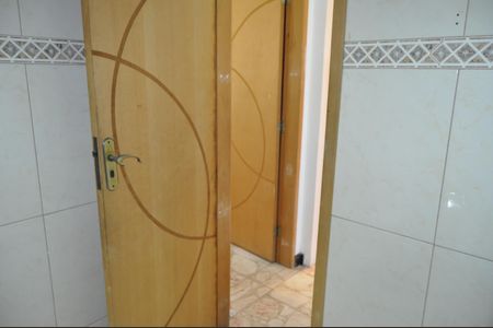 Casa de condomínio à venda com 78m², 2 quartos e sem vagaBanheiro