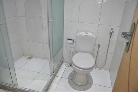 Casa de condomínio à venda com 78m², 2 quartos e sem vagaBanheiro