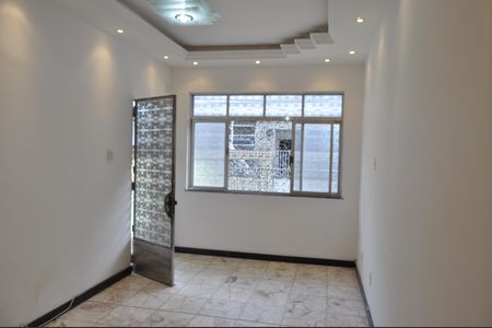 Casa de condomínio à venda com 78m², 2 quartos e sem vagaSala