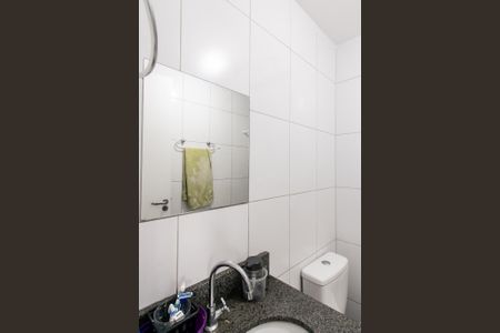 Apartamento à venda com 33m², 2 quartos e sem vagaBanheiro