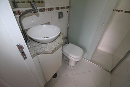 Apartamento à venda com 78m², 3 quartos e 1 vagaBanheiro 1