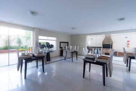 Apartamento à venda com 104m², 3 quartos e 3 vagasÁrea comum - Salão de festas