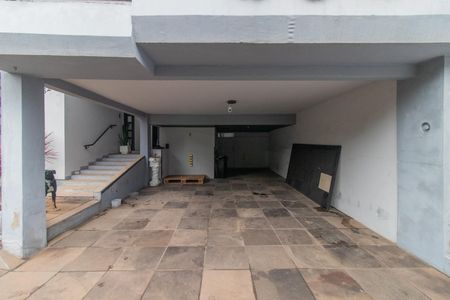 Casa à venda com 262m², 4 quartos e 3 vagas Casa à venda com 262m², 4 quartos e 3 vagasGaragem