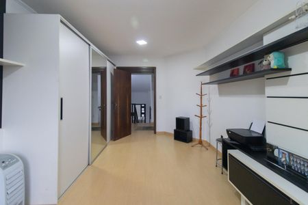 Casa à venda com 262m², 4 quartos e 3 vagas Casa à venda com 262m², 4 quartos e 3 vagasQuarto 1
