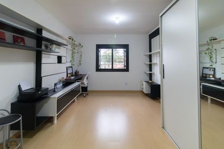 Casa à venda com 262m², 4 quartos e 3 vagas Casa à venda com 262m², 4 quartos e 3 vagasQuarto 1