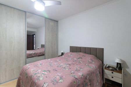 Casa à venda com 262m², 4 quartos e 3 vagas Casa à venda com 262m², 4 quartos e 3 vagasSuíte