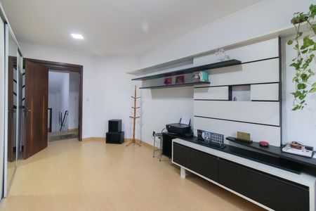 Casa à venda com 262m², 4 quartos e 3 vagas Casa à venda com 262m², 4 quartos e 3 vagasQuarto 1