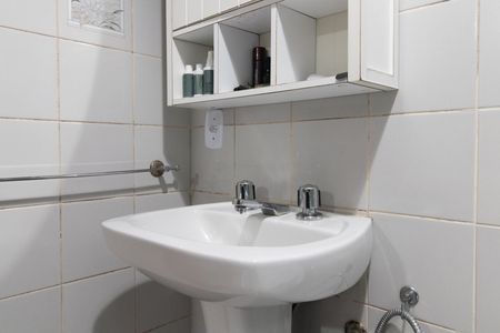 Casa à venda com 262m², 4 quartos e 3 vagas Casa à venda com 262m², 4 quartos e 3 vagasBanheiro suíte 1