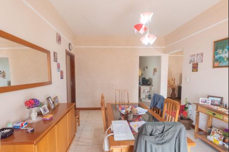 Casa à venda com 280m², 3 quartos e 6 vagasSala de Jantar