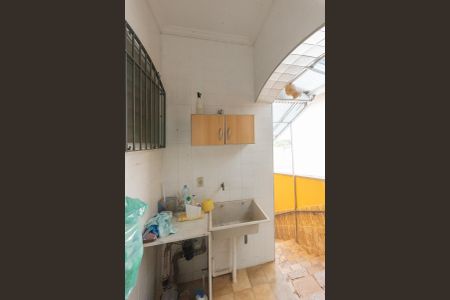Casa à venda com 280m², 3 quartos e 6 vagasÁrea de Serviço