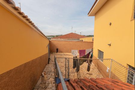 Casa à venda com 280m², 3 quartos e 6 vagasQuintal