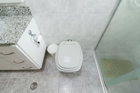 Casa à venda com 136m², 3 quartos e 2 vagasBanheiro Social