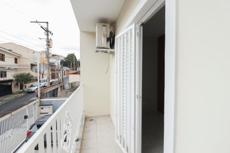 Casa à venda com 136m², 3 quartos e 2 vagasVaranda da Suíte