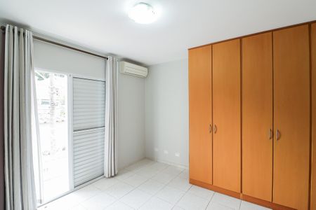 Casa à venda com 136m², 3 quartos e 2 vagasSuíte