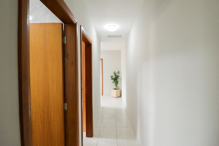 Casa à venda com 136m², 3 quartos e 2 vagasBanheiro Social