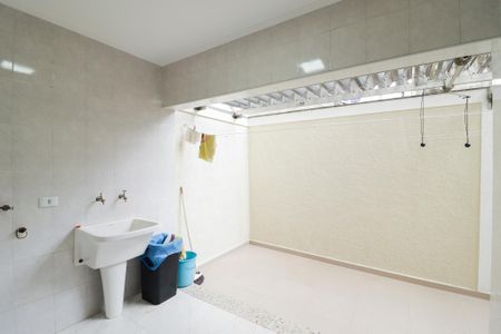 Casa à venda com 136m², 3 quartos e 2 vagasÁrea de Serviço