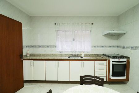 Casa à venda com 136m², 3 quartos e 2 vagasCozinha